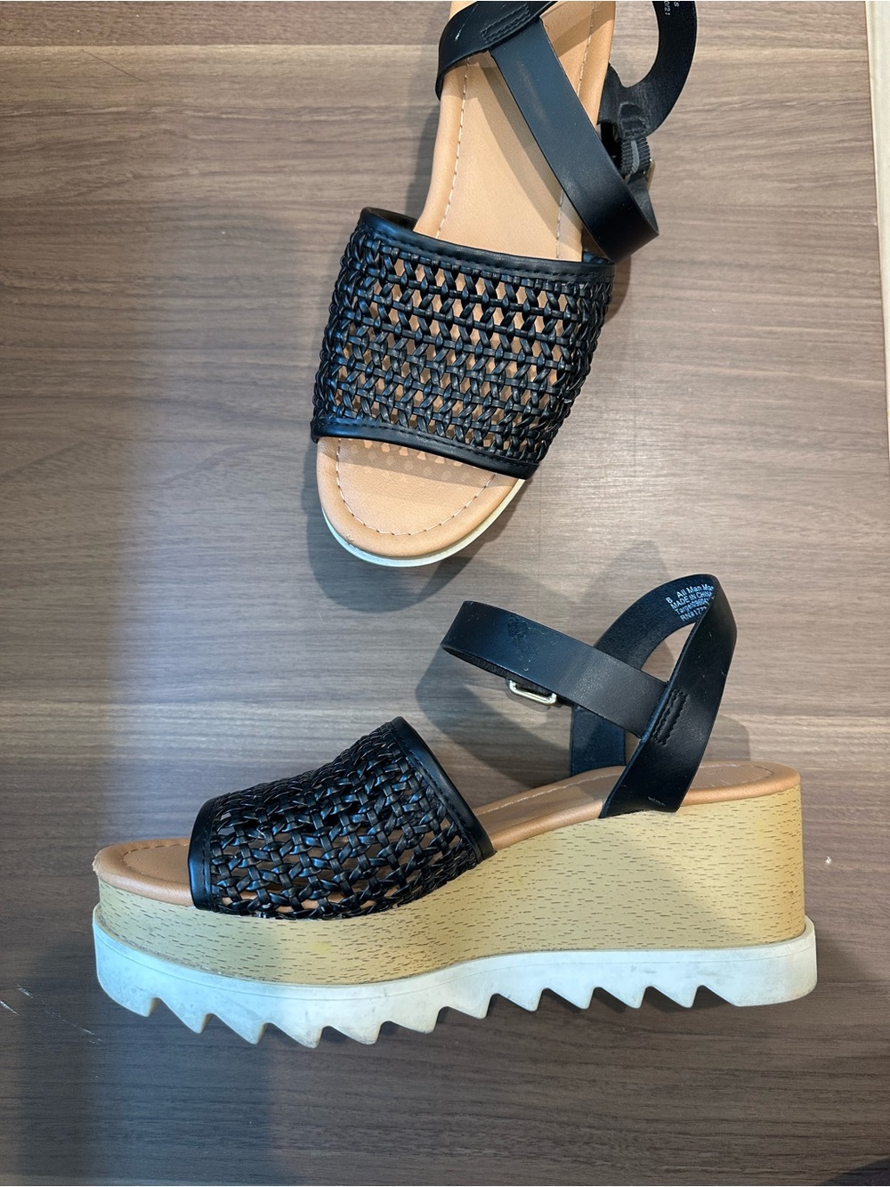 Universal Thread Black Woven Platform Sandals with Ankle Strap